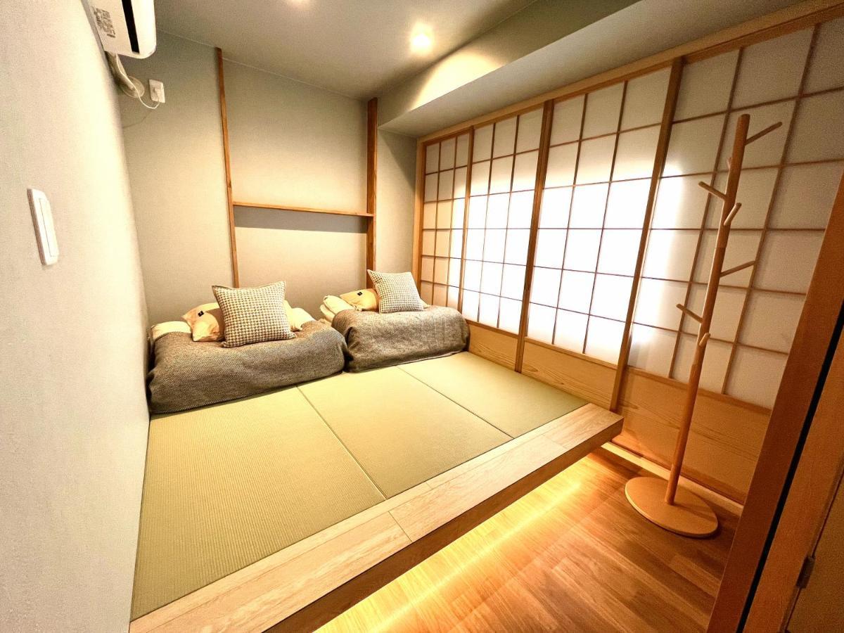 Apartment 鶴橋駅 新和風3部屋 2階貸切 浴室素敵 天然温泉徒歩4分 クイーンサイズベットあり ゆったり寝れる *